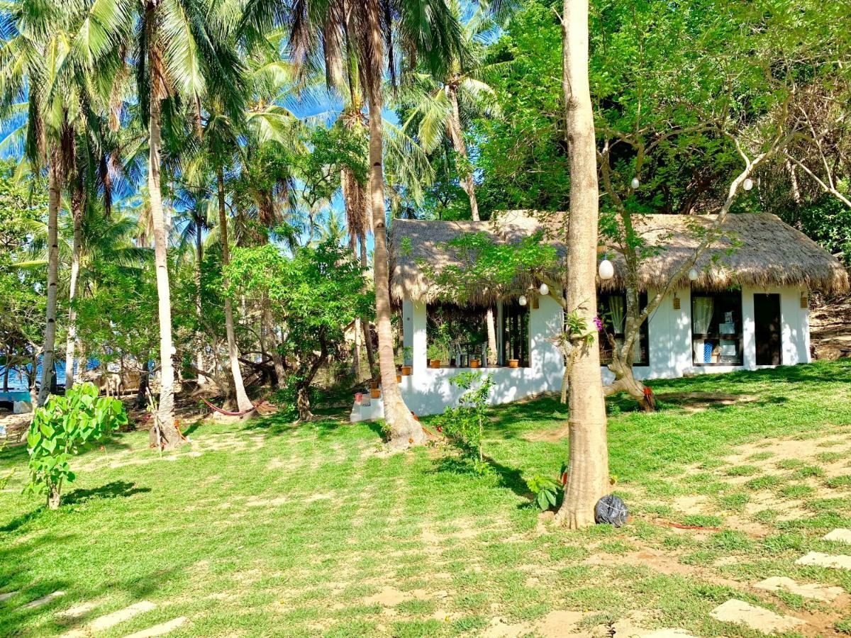 Moon Beach Villas El Nido Exterior photo